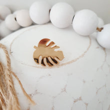 Load image into Gallery viewer, Monstera Leaf Lapel Pin