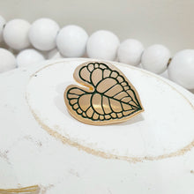 Load image into Gallery viewer, Anthurium Leaf Lapel Pin
